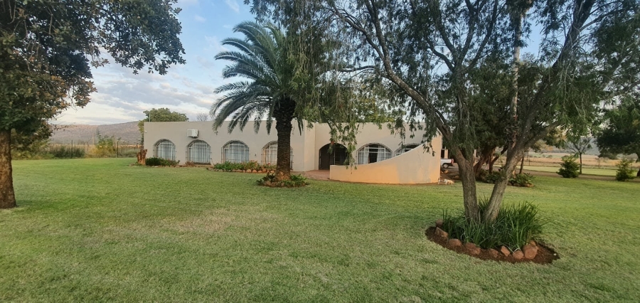 4 Bedroom Property for Sale in Rietfontein AH North West